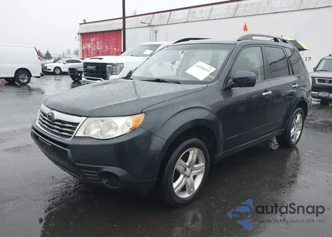 2010 Subaru Forester 2.5X Premium z USA, uszkodzony, nr VIN JF2SH6CC9AH738264